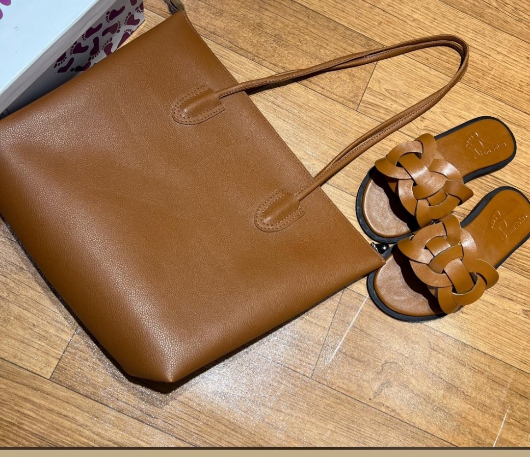 Urban Chic Leather Tote